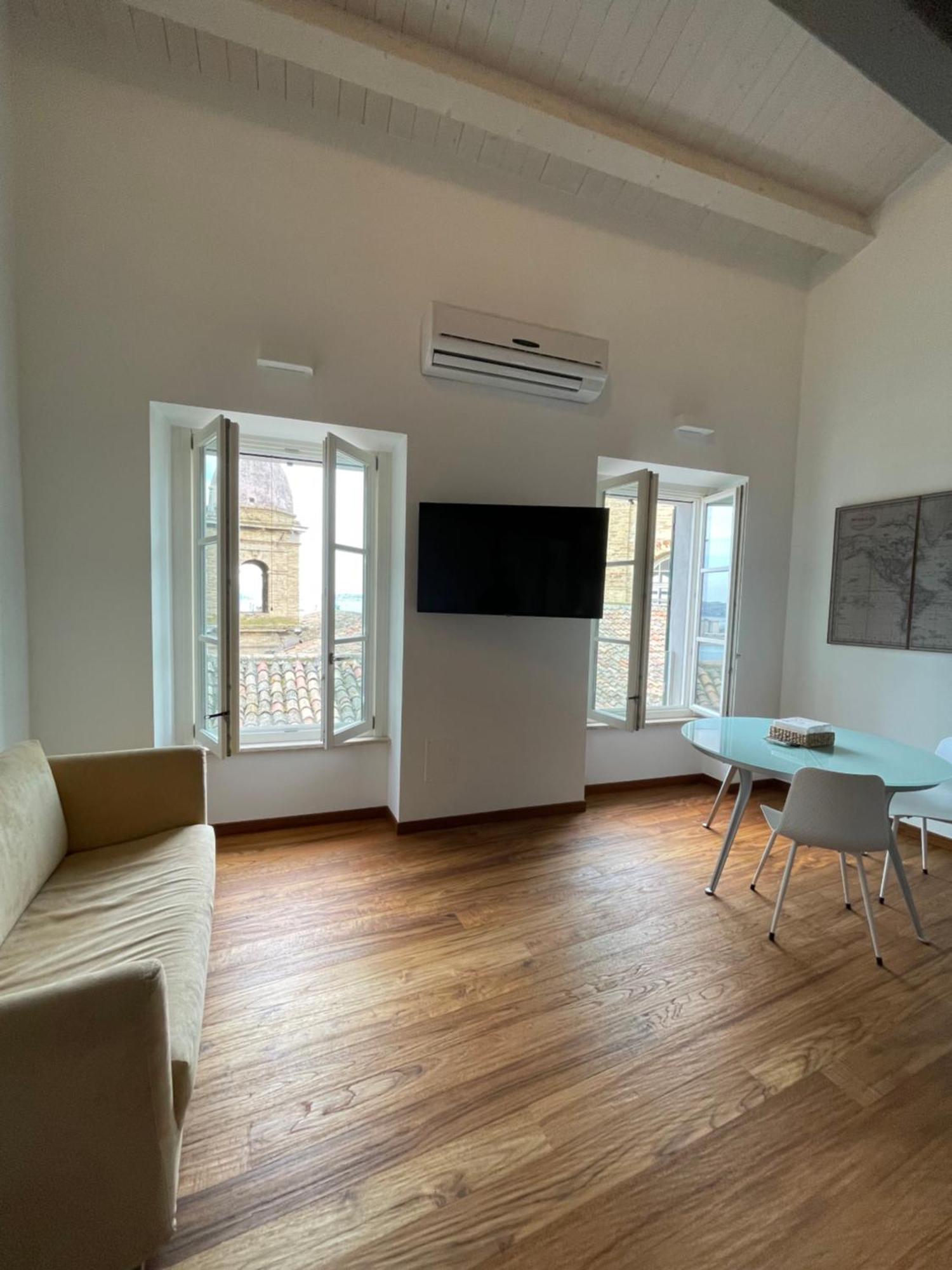 B&B Aganita Ancona Luaran gambar